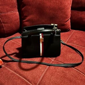 Tommy Hilfiger Katerina Crossbody Purse